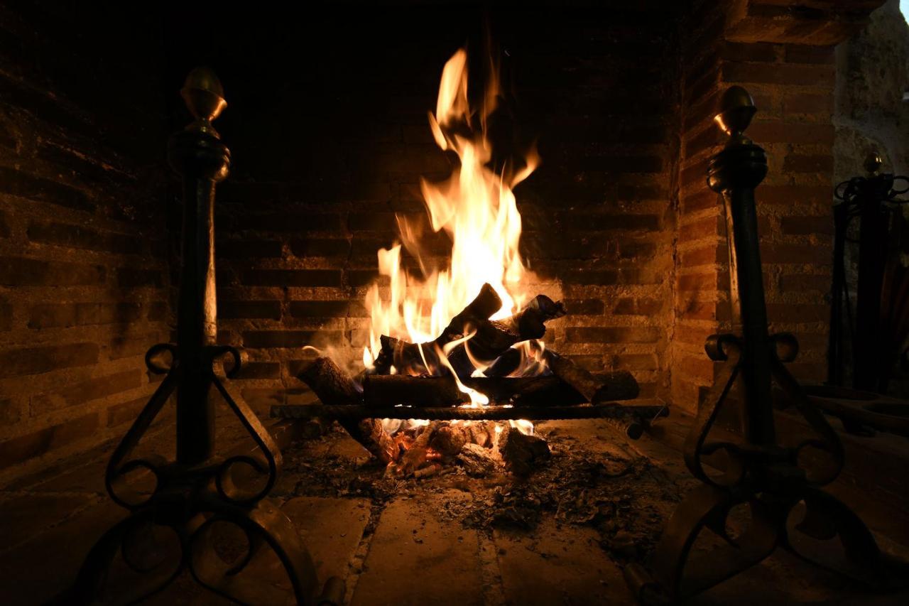 Nuestra chimenea. Vivienda de uso turístico El rincón de Pilar