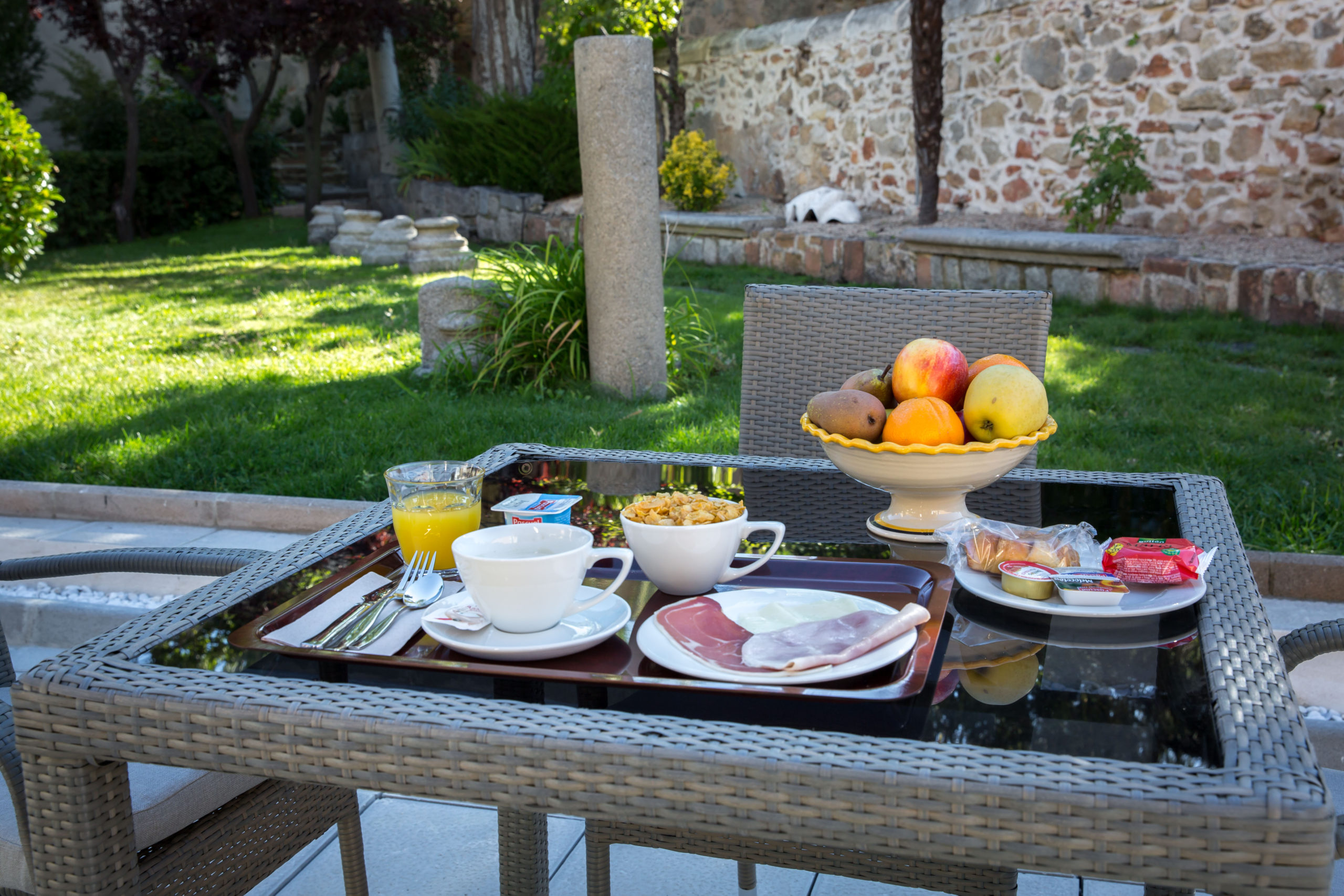 Uno de nuestros desayunos. Hostal Aqueduct Residence Hall