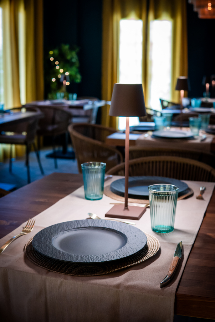 Elegancia en la mesa. Restaurante LA PERRETOSA