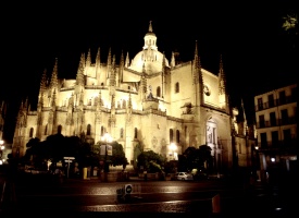 Catedral noche