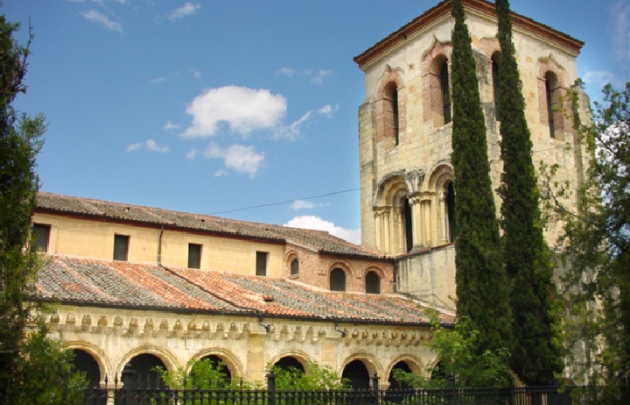 18-museo zuloaga-iglesia de  san juan de cabarellos-exterior