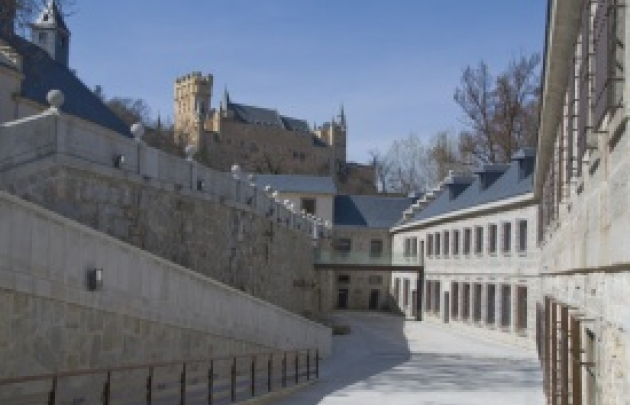 phoca_thumb_m_casa de la moneda de segovia 4
