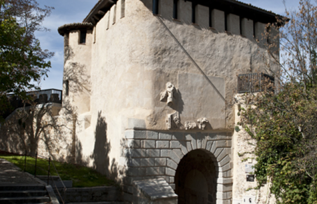 30 PUERTA DE SANTIAGO