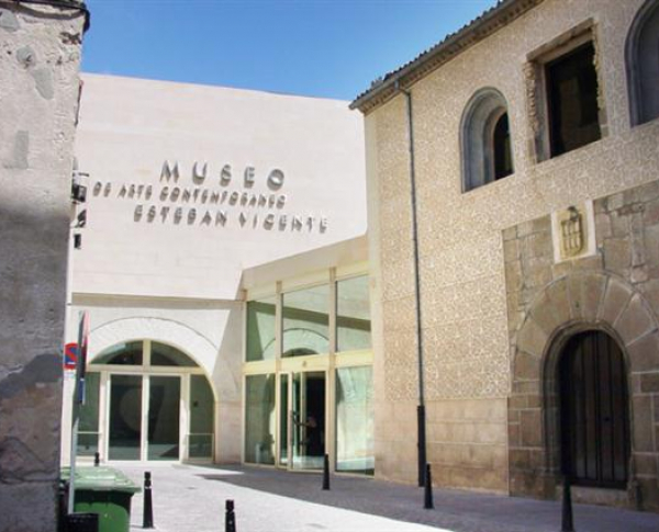 10-museo-de-arte-contemporaneo-esteban-vicente-exterior