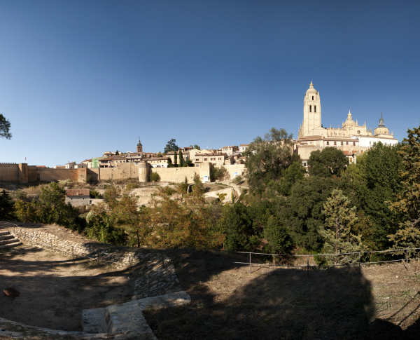 20110908_Segovia Catedral Juderia HuertasPanorama_sin_título9
