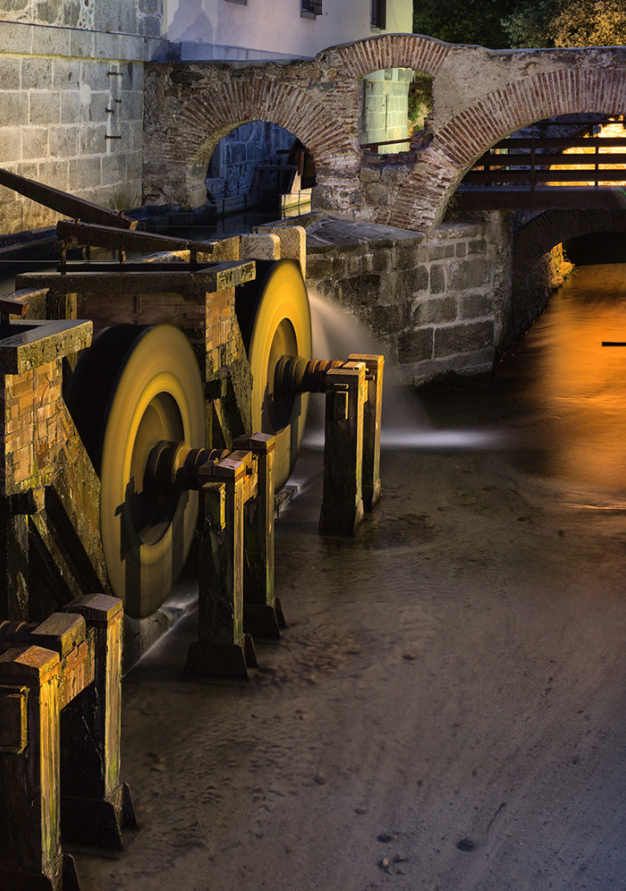 Industrial moneda patio