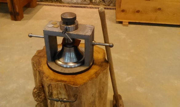 Prensa a martillo